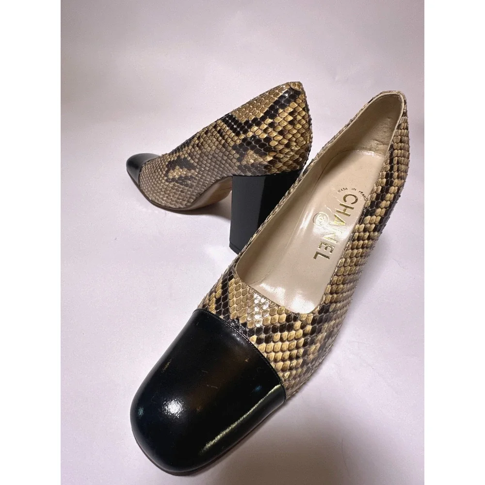 Chanel Python Snakeskin & Black Patent Cap Toe Pumps | Size 39 US 8.5 | Italy